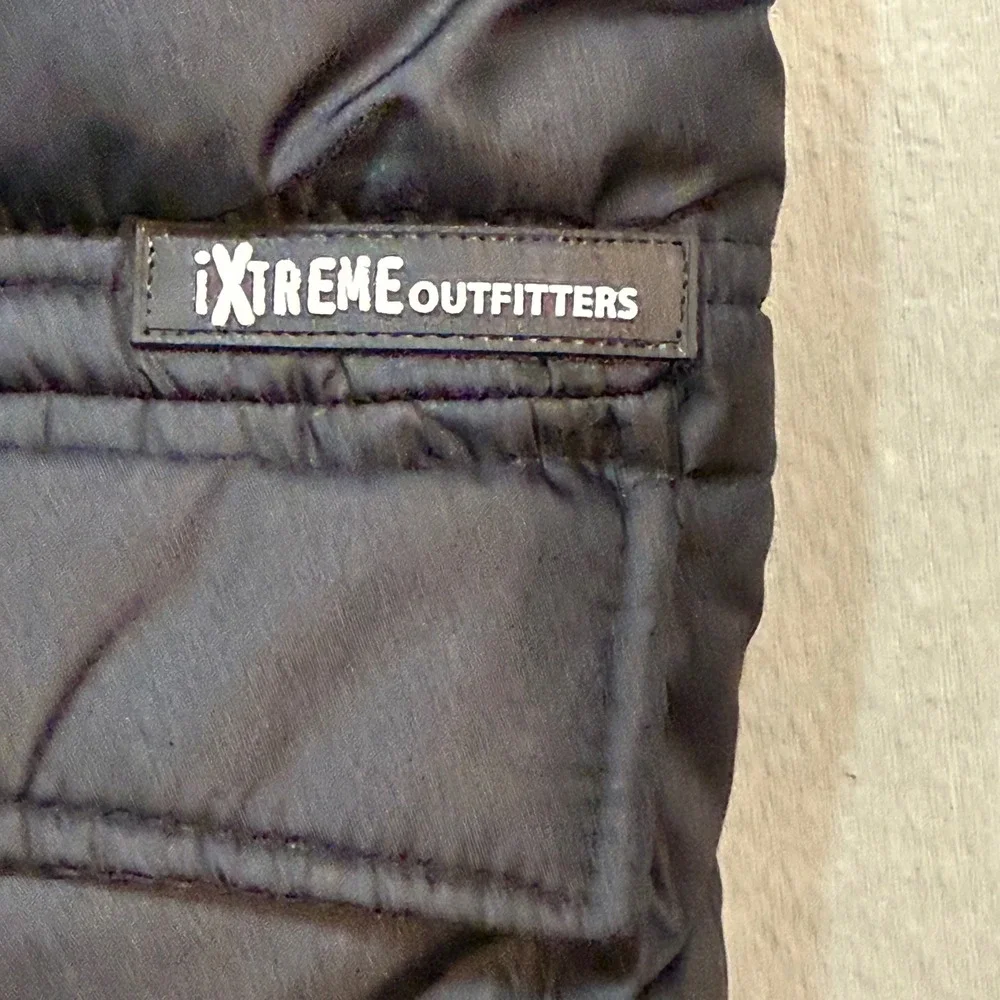 iXtreme Outfitters Puffer Hooded‎  Black Jacket Bonus Hat Boys Size 4T
